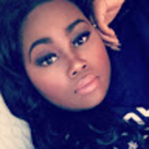 Meet your Posher, Itsmayachareice - Picture 1 of 1